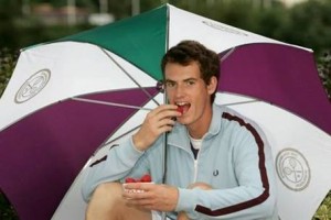 Wimbelton champ Andy Murray eating strawberries and cream