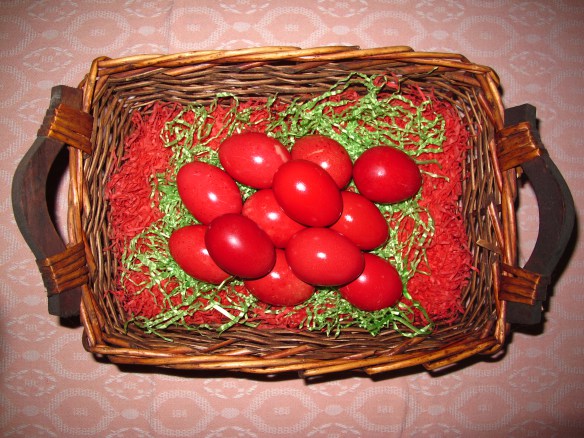 red-eggs-in-basket