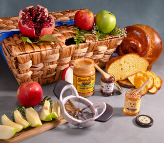 Bee-utiful New Year Rosh Hashanah Gift Basket